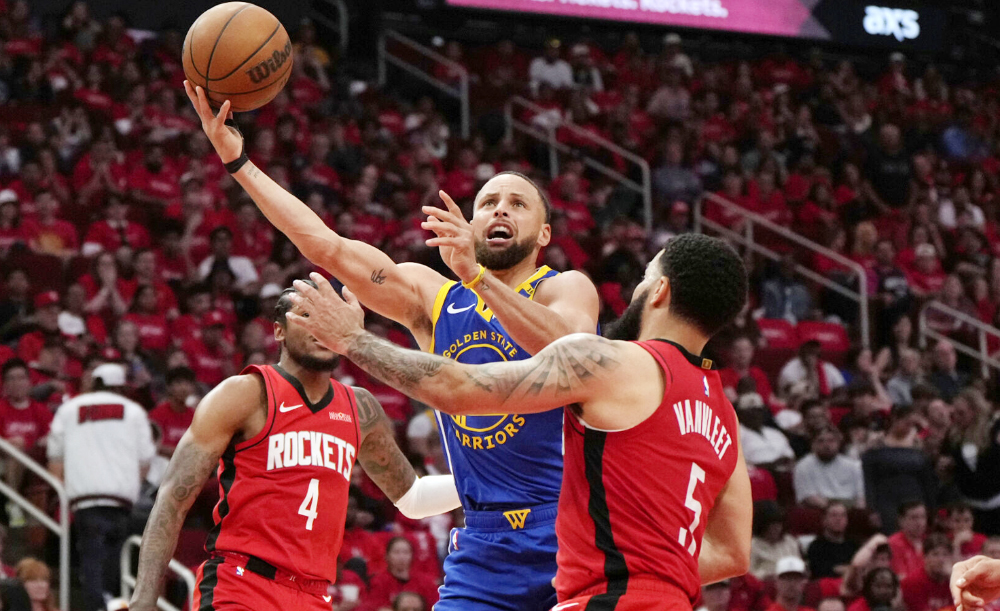 Màn trình diễn ấn tượng của Warriors